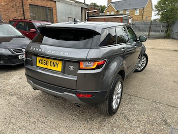 Used Land Rover Range Rover Evoque 2018 for sale - 76084416: Photo 3