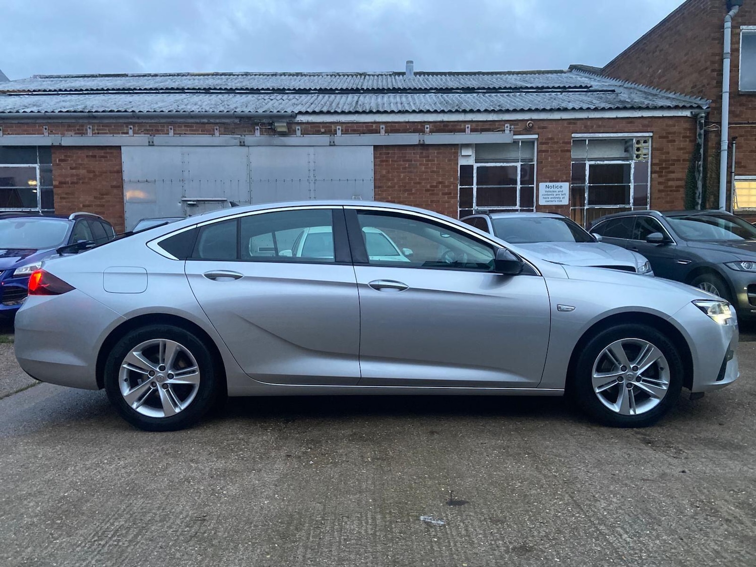 Used Vauxhall Insignia 2021 for sale - 76926862: Photo 11