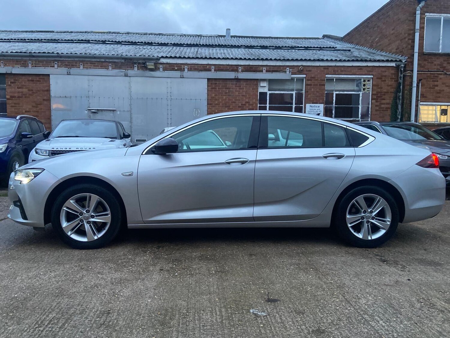 Used Vauxhall Insignia 2021 for sale - 76926862: Photo 12