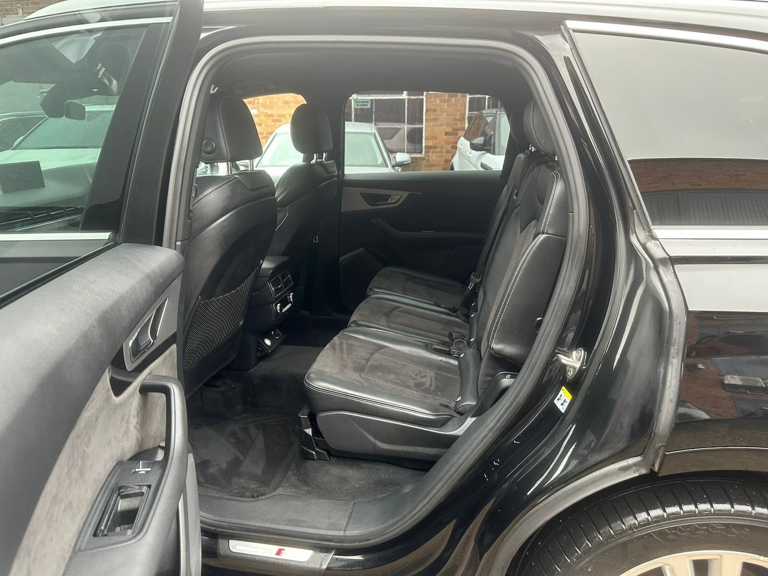 Used Audi Q7 2016 for sale - 77091760: Photo 15