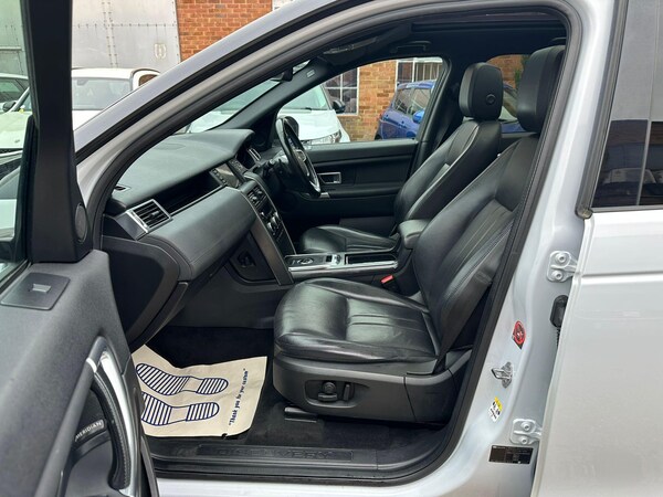 Used Land Rover Discovery Sport 2018 for sale - 76306785: Photo 14