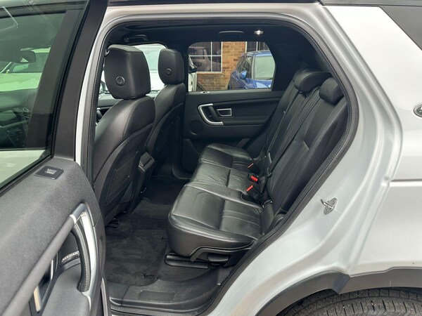 Used Land Rover Discovery Sport 2018 for sale - 76306785: Photo 15
