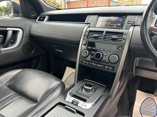 Used Land Rover Discovery Sport 2018 for sale - 76306785: Photo 19