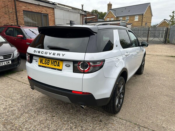 Used Land Rover Discovery Sport 2018 for sale - 76306785: Photo 25