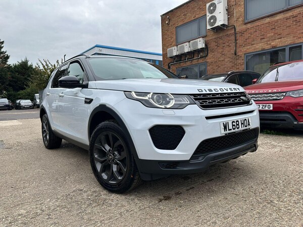 Used Land Rover Discovery Sport 2018 for sale - 76306785: Photo 2