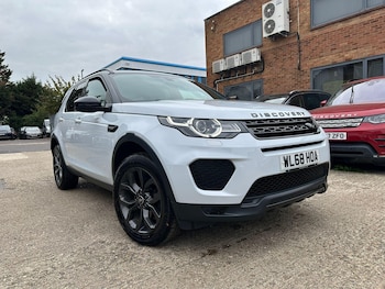 Used Land Rover Discovery Sport 2018 for sale - 76306785: Photo 2