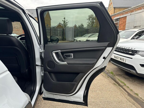 Used Land Rover Discovery Sport 2018 for sale - 76306785: Photo 43