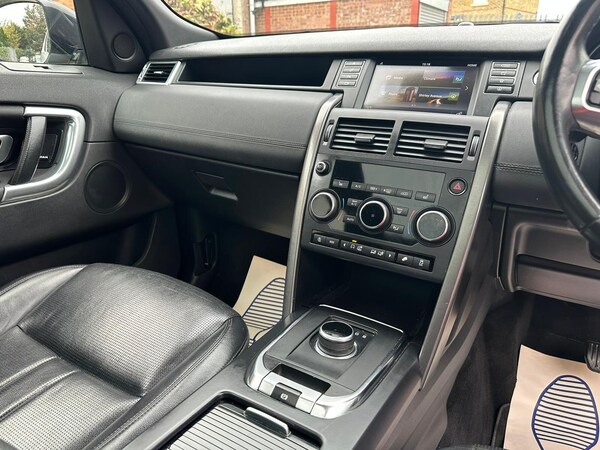 Used Land Rover Discovery Sport 2018 for sale - 76306785: Photo 48