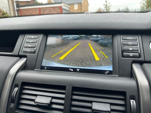 Used Land Rover Discovery Sport 2018 for sale - 76306785: Photo 51