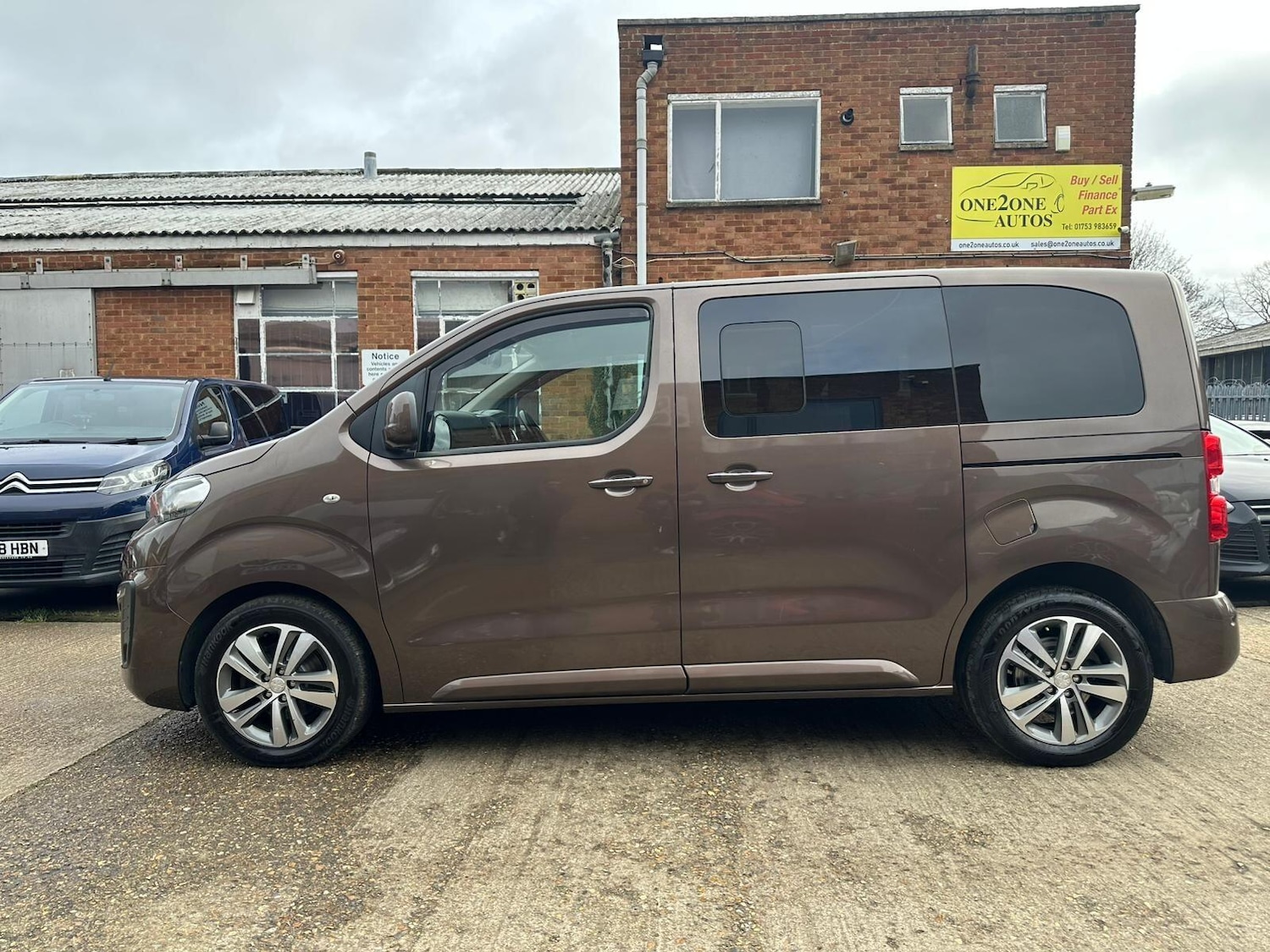 Used Peugeot Traveller 2017 for sale - 77633213: Photo 12