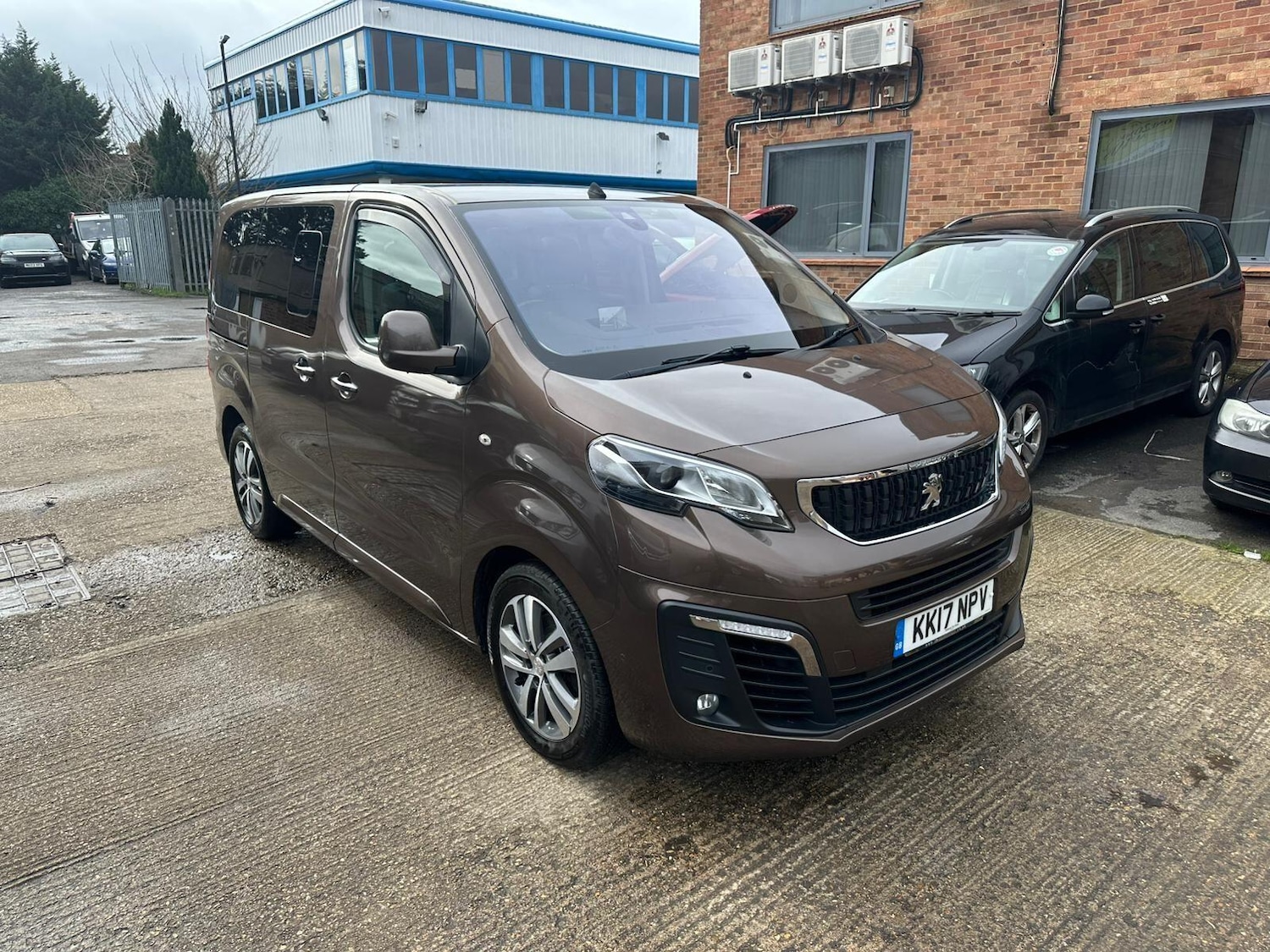 Used Peugeot Traveller 2017 for sale - 77633213: Photo 23