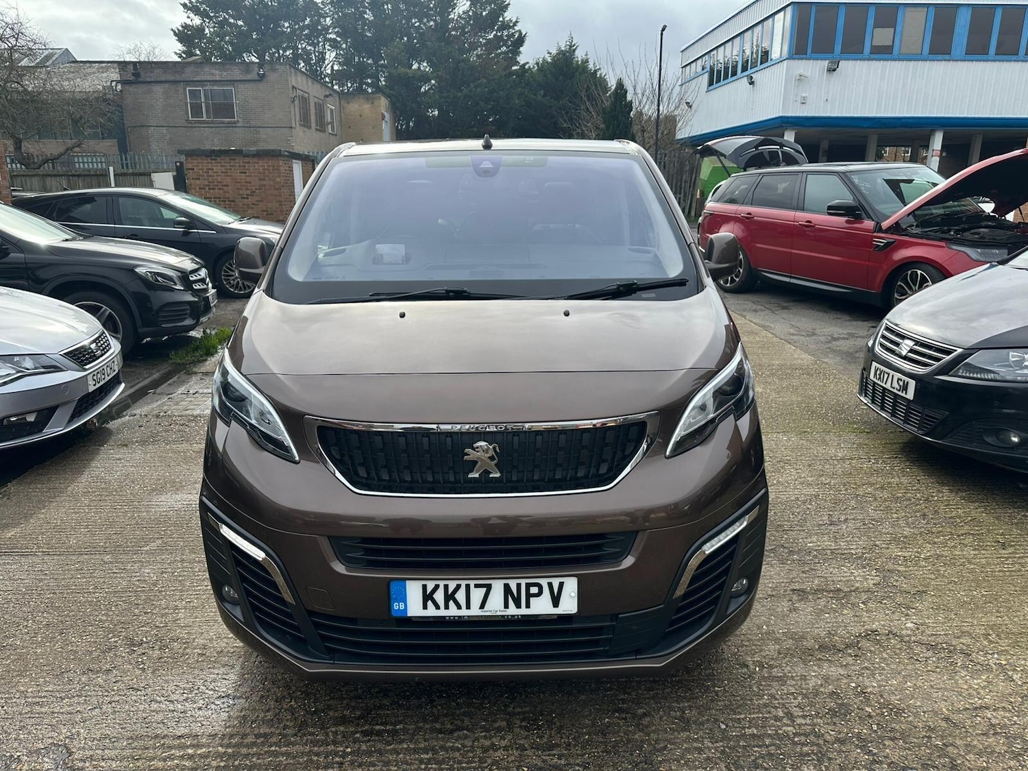 Used Peugeot Traveller 2017 for sale - 77633213: Photo 28