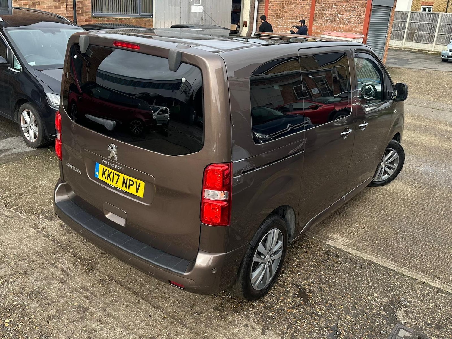 Used Peugeot Traveller 2017 for sale - 77633213: Photo 3