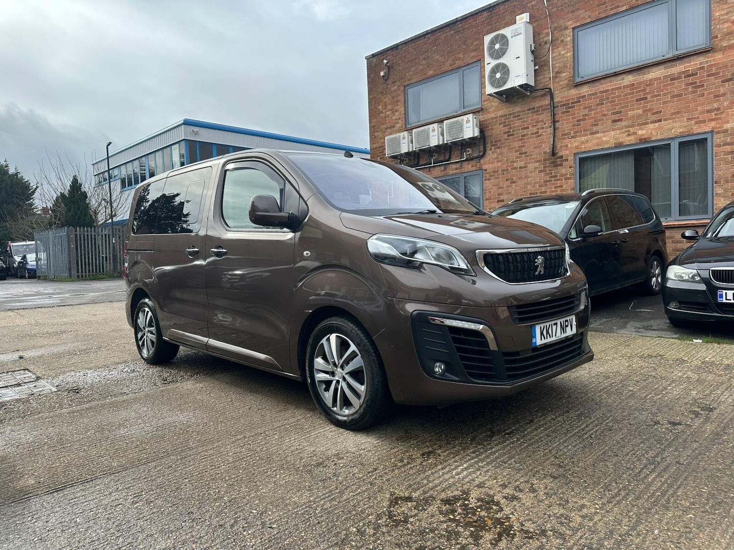 Used Peugeot Traveller 2017 for sale - 77633213: Photo 7