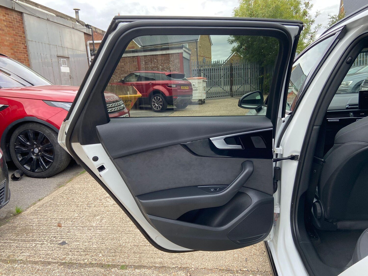 Used Audi A4 2021 for sale - 78058538: Photo 40