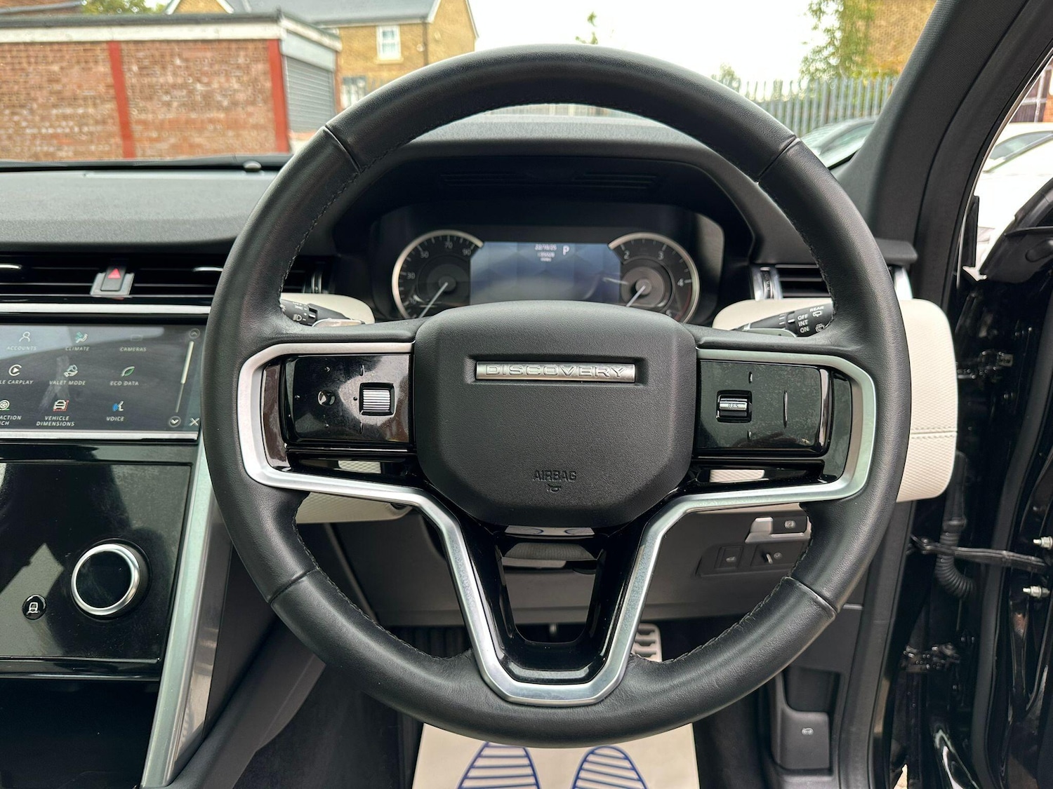 Used Land Rover Discovery Sport 2022 for sale - 76989339: Photo 20