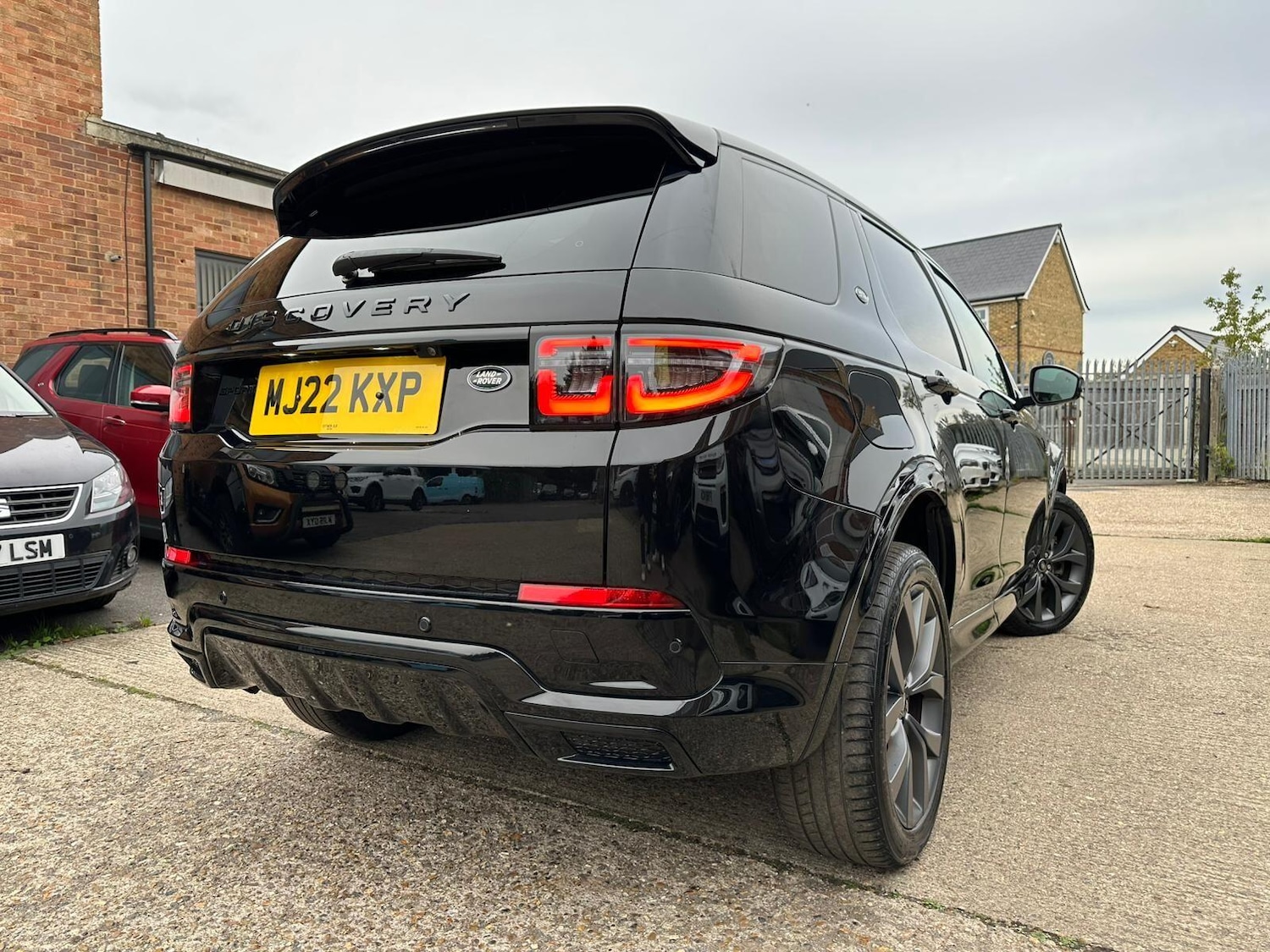 Used Land Rover Discovery Sport 2022 for sale - 76989339: Photo 21