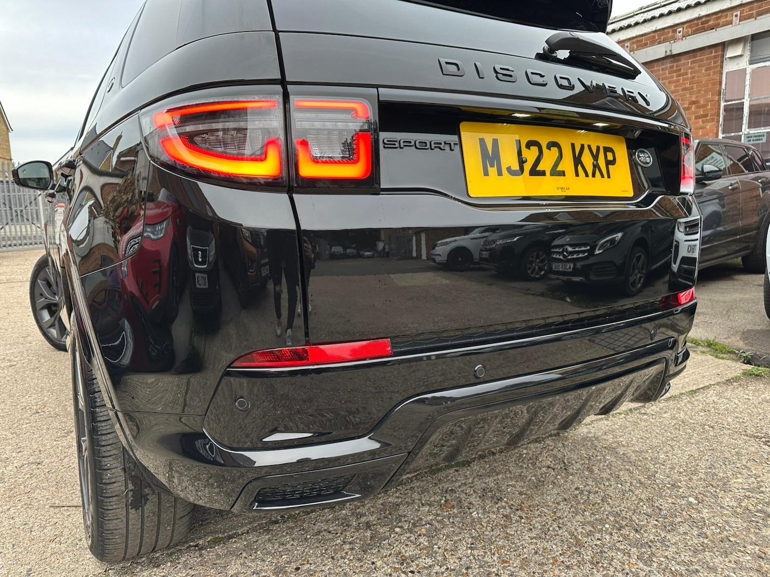 Used Land Rover Discovery Sport 2022 for sale - 76989339: Photo 32