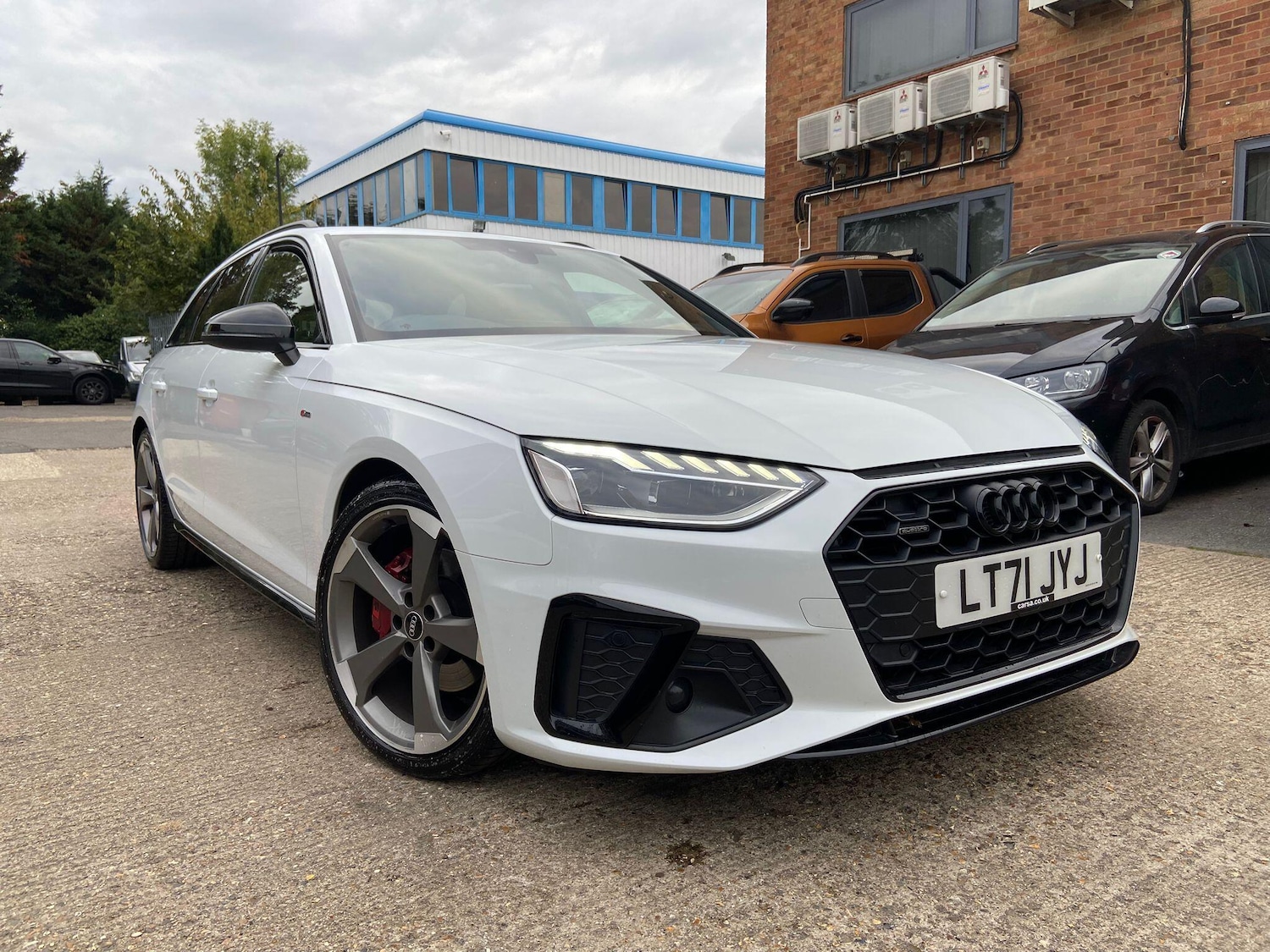 Used Audi A4 Avant 2021 for sale - 76059333: Photo 1