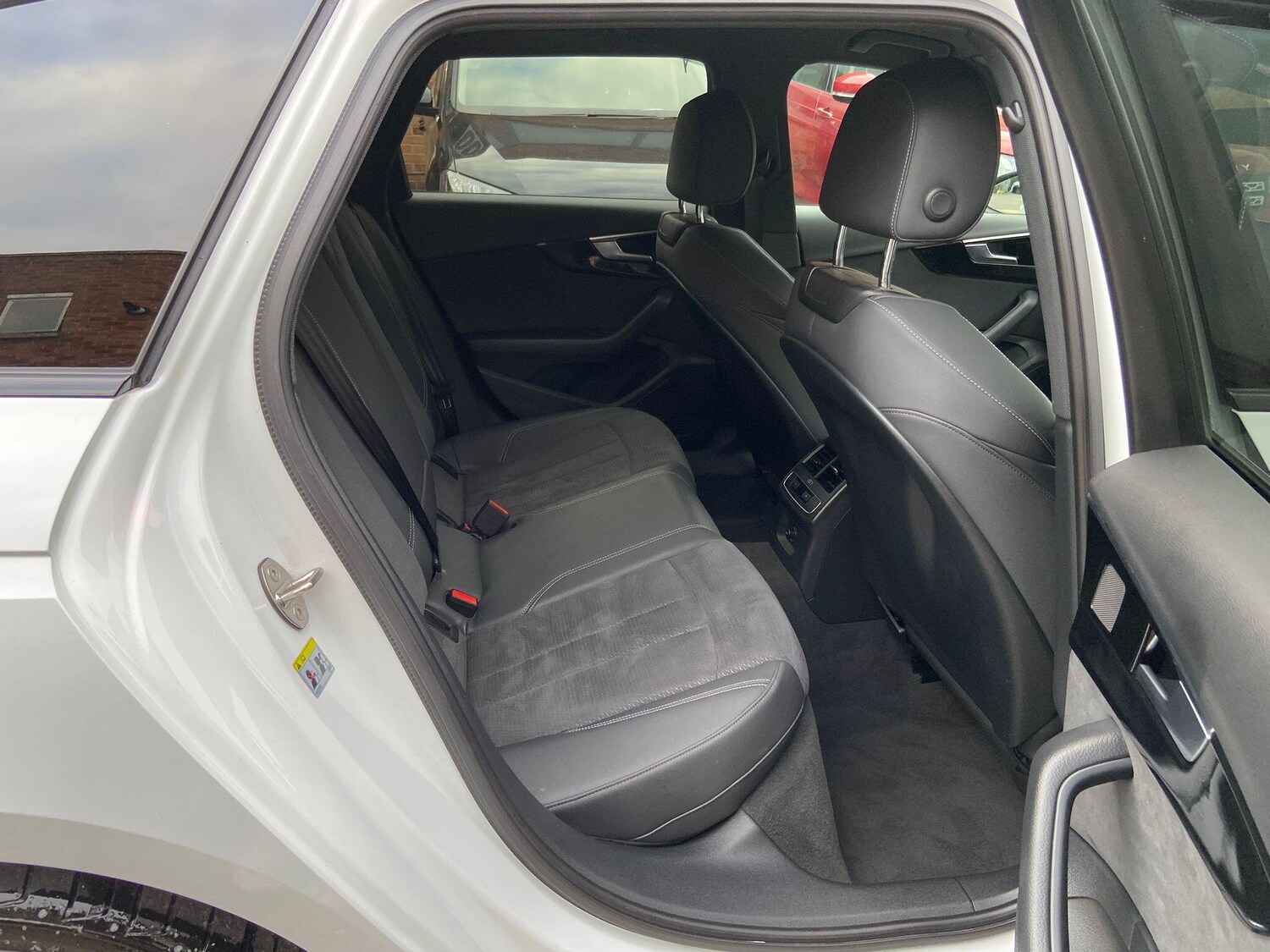 Used Audi A4 Avant 2021 for sale - 76059333: Photo 16