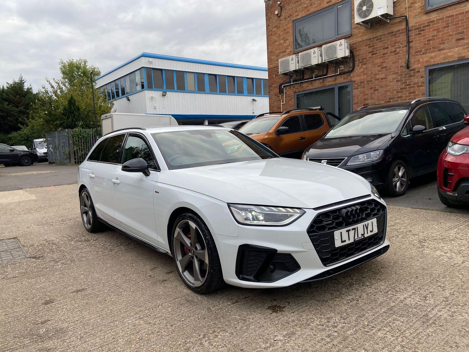 Used Audi A4 Avant 2021 for sale - 76059333: Photo 7