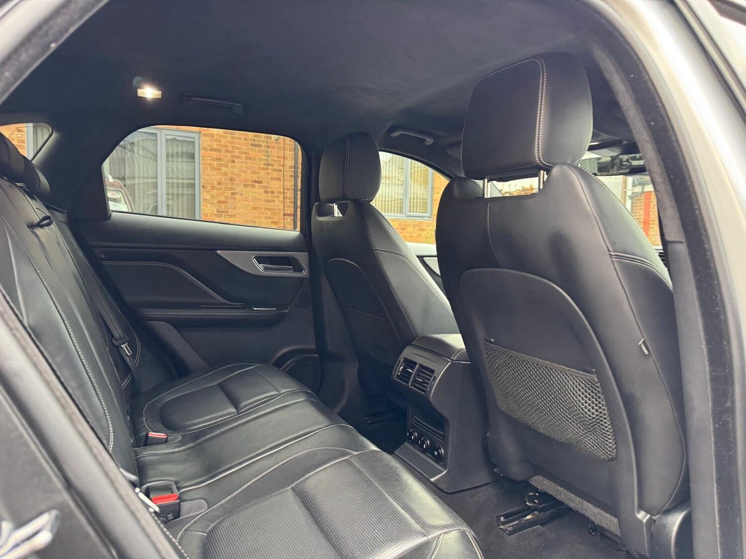 Used Jaguar F-Pace 2019 for sale - 77091625: Photo 43