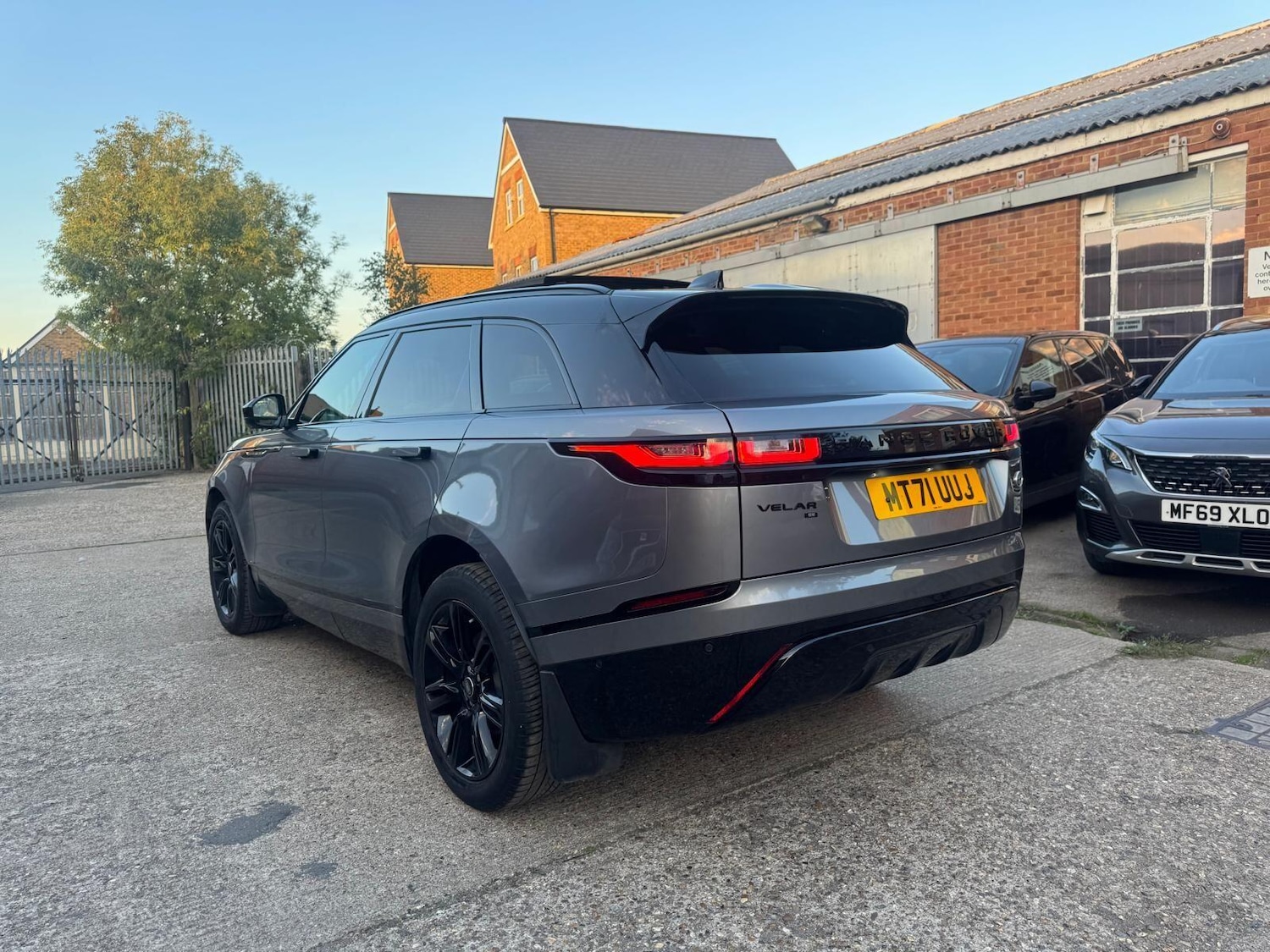 Used Land Rover Range Rover Velar 2021 for sale - 76137253: Photo 10