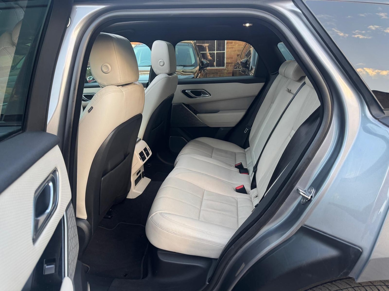 Used Land Rover Range Rover Velar 2021 for sale - 76137253: Photo 14