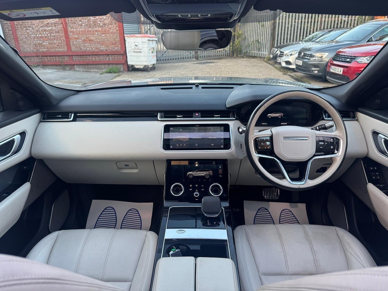 Used Land Rover Range Rover Velar 2021 for sale - 76137253: Photo 17