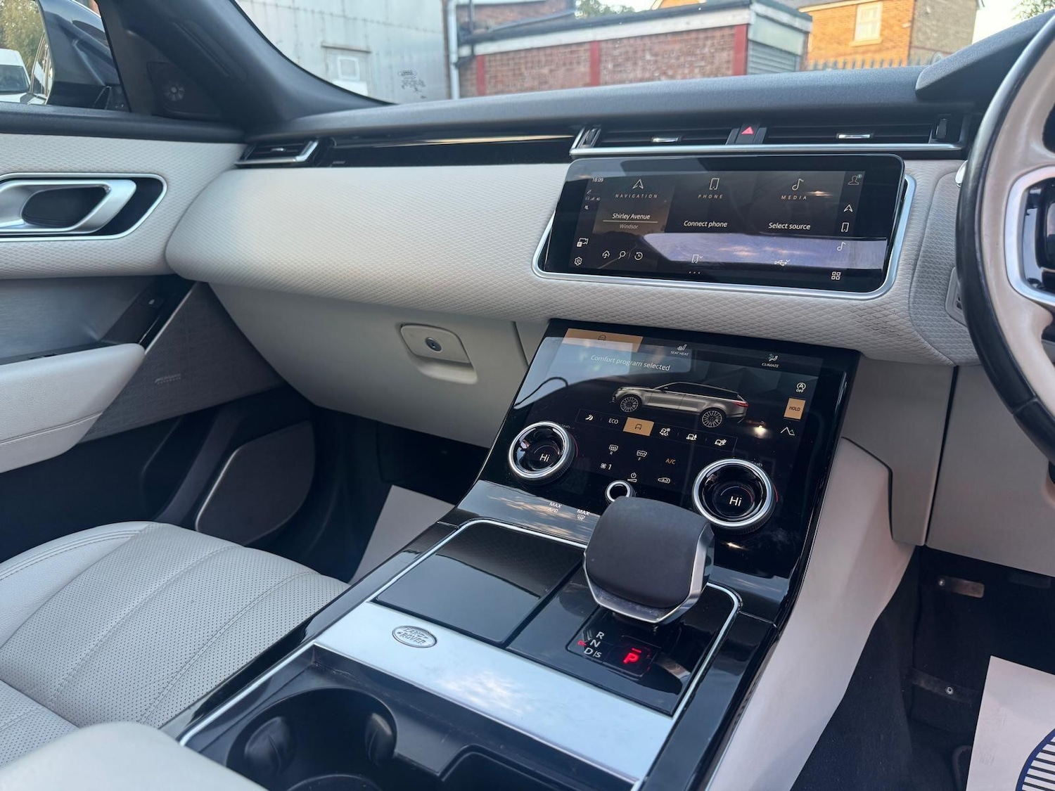 Used Land Rover Range Rover Velar 2021 for sale - 76137253: Photo 18