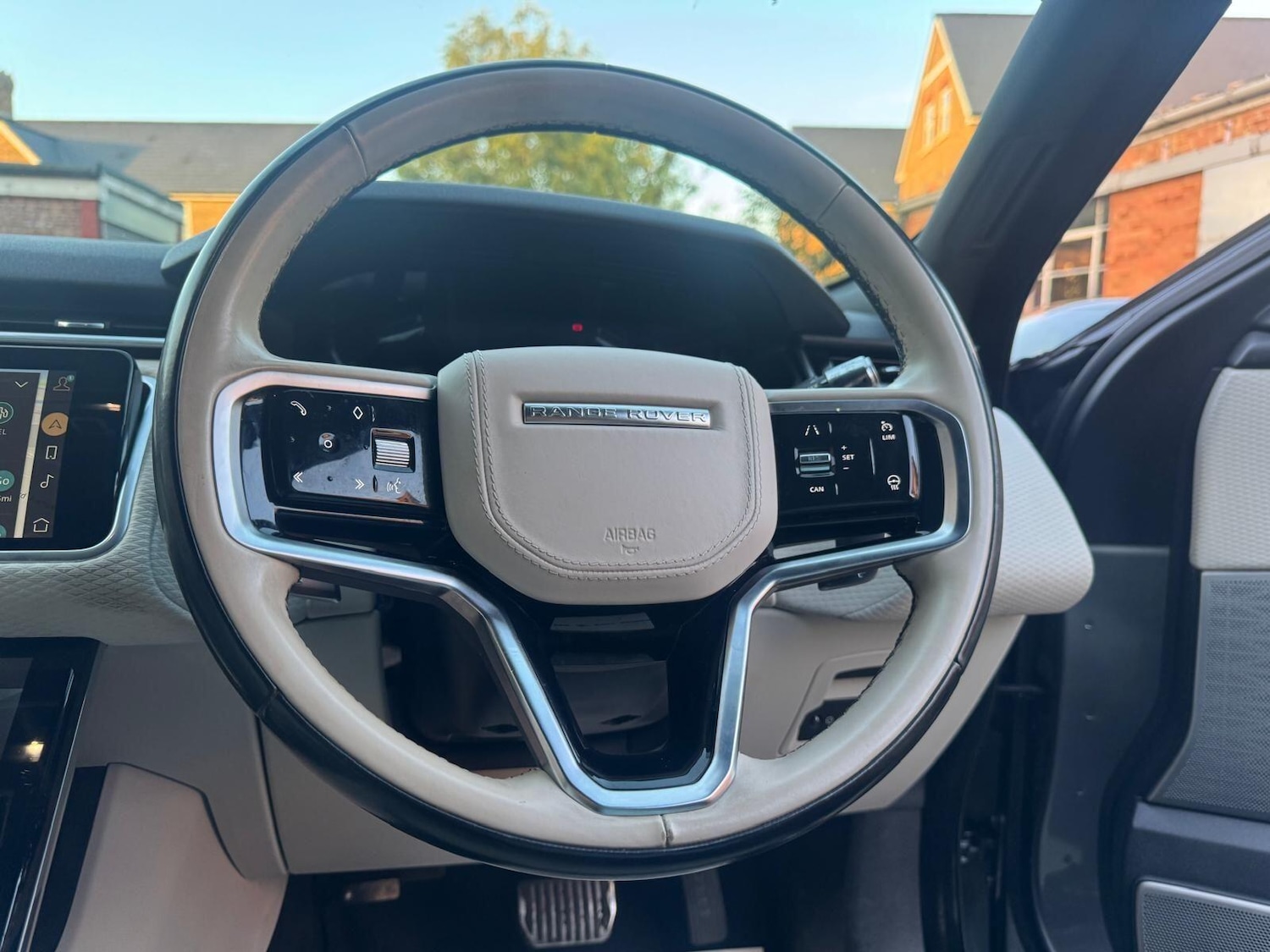 Used Land Rover Range Rover Velar 2021 for sale - 76137253: Photo 52