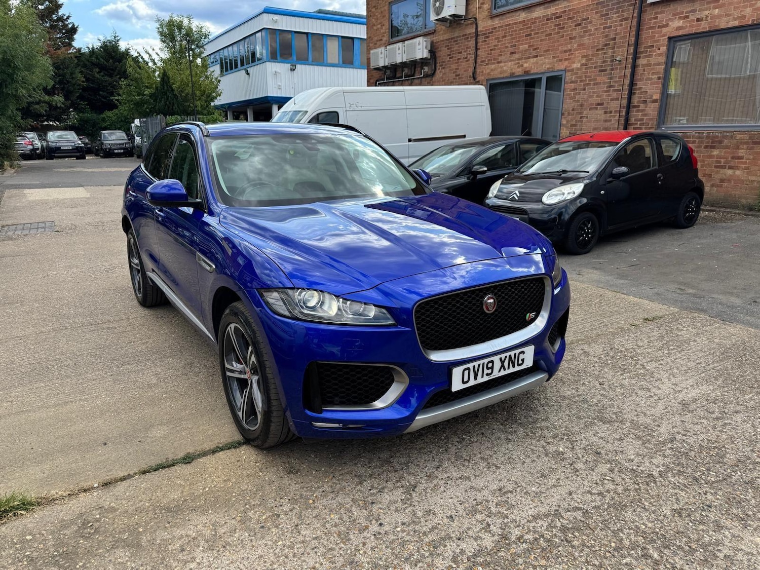 Used Jaguar F-Pace 2019 for sale - 76336574: Photo 21