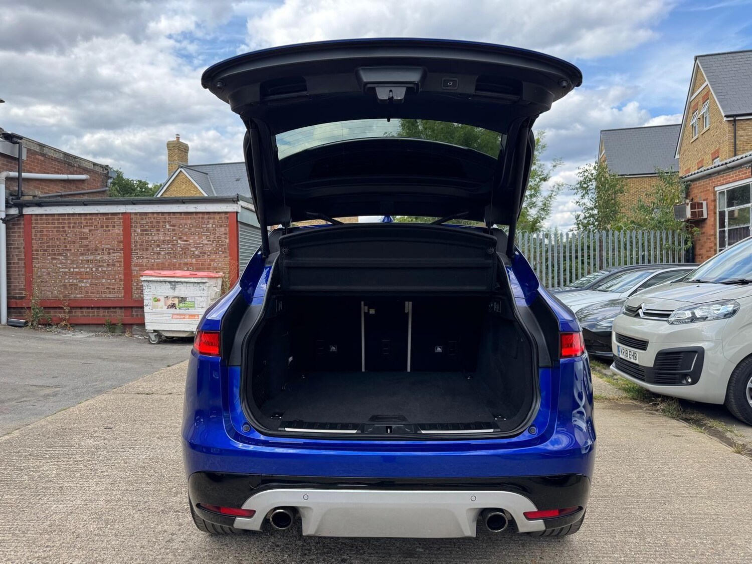 Used Jaguar F-Pace 2019 for sale - 76336574: Photo 31