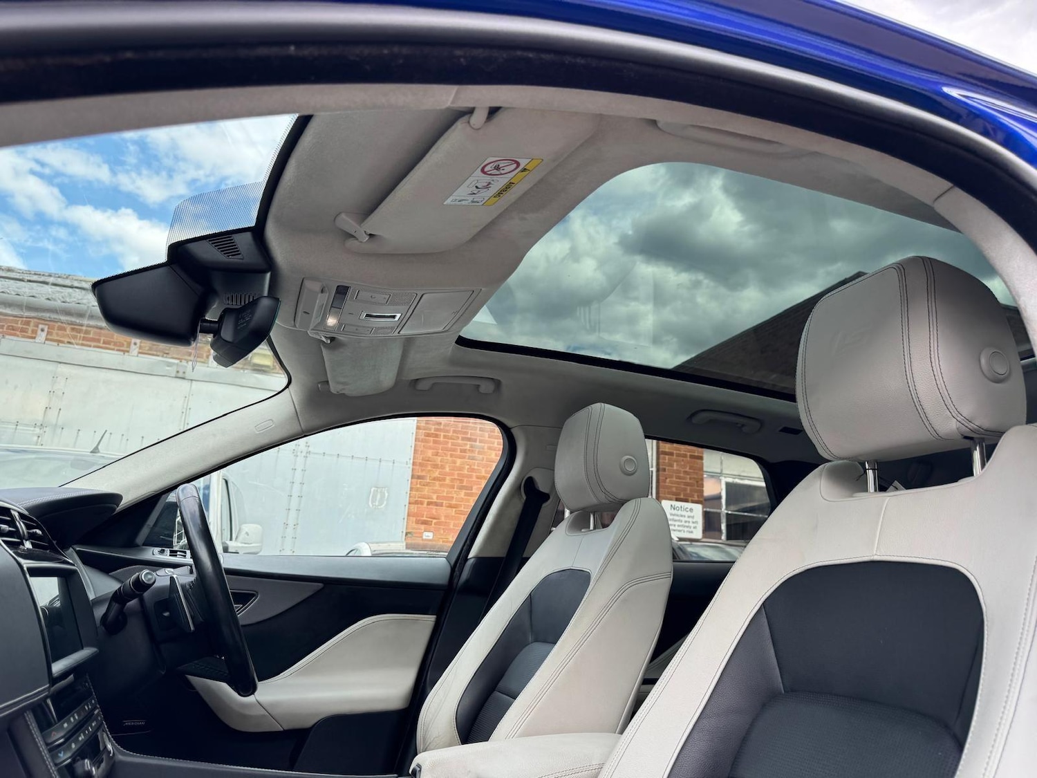 Used Jaguar F-Pace 2019 for sale - 76336574: Photo 33