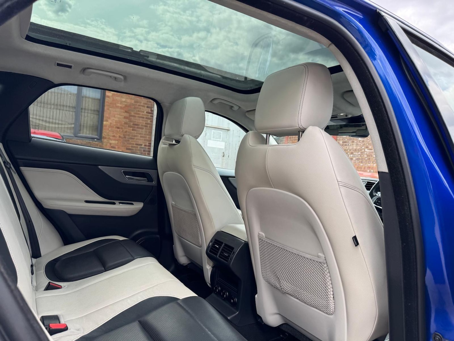 Used Jaguar F-Pace 2019 for sale - 76336574: Photo 37