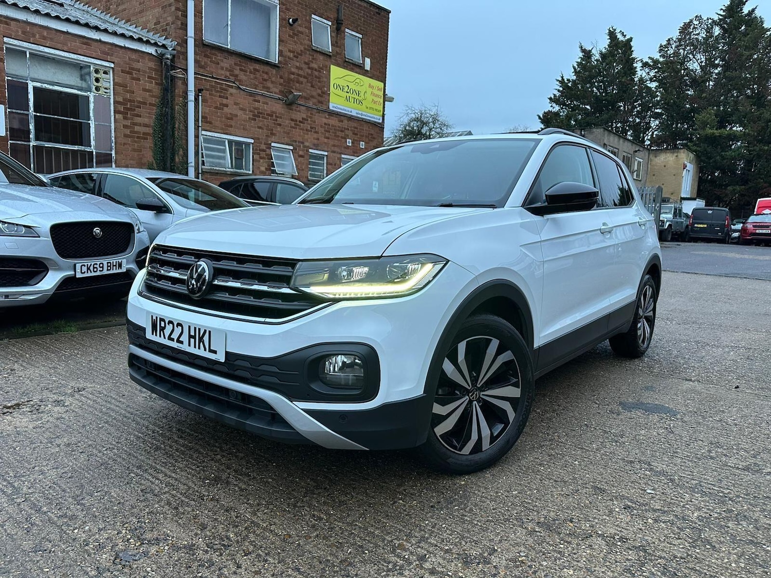 Used Volkswagen T-Cross 2022 for sale - 77202653: Photo 2