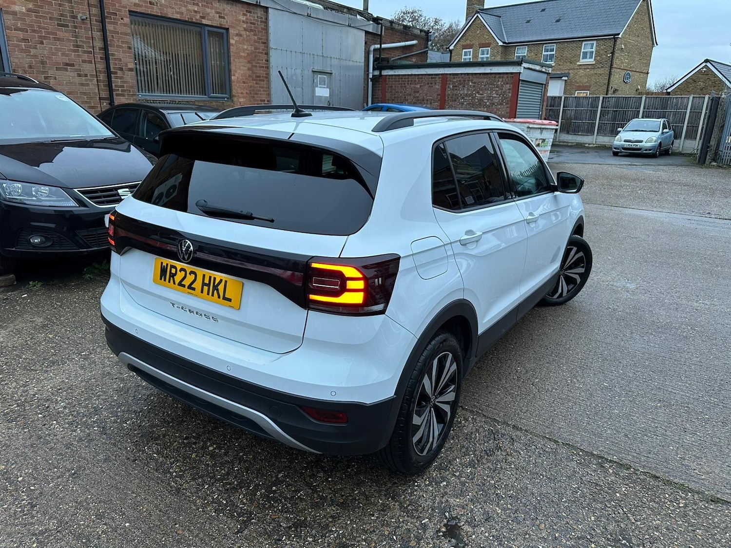 Used Volkswagen T-Cross 2022 for sale - 77202653: Photo 3