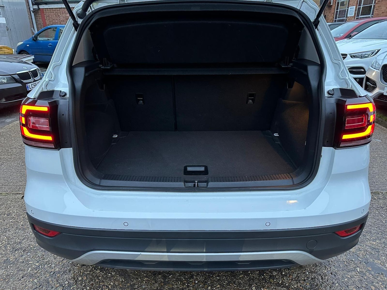 Used Volkswagen T-Cross 2022 for sale - 77202653: Photo 44