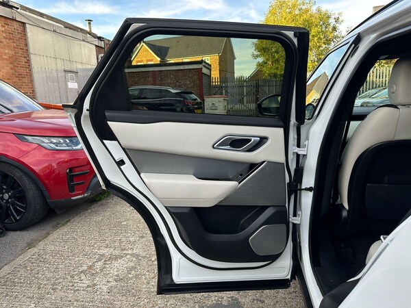 Used Land Rover Range Rover Velar for sale - 76284335: Photo 32