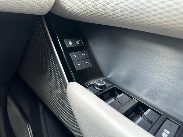 Used Land Rover Range Rover Velar for sale - 76284335: Photo 64