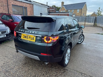 Used Land Rover Discovery Sport 2016 for sale - 76336755: Photo 3