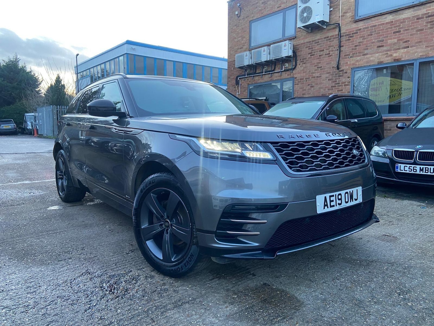 Used Land Rover Range Rover Velar 2019 for sale - 77016291: Photo 2