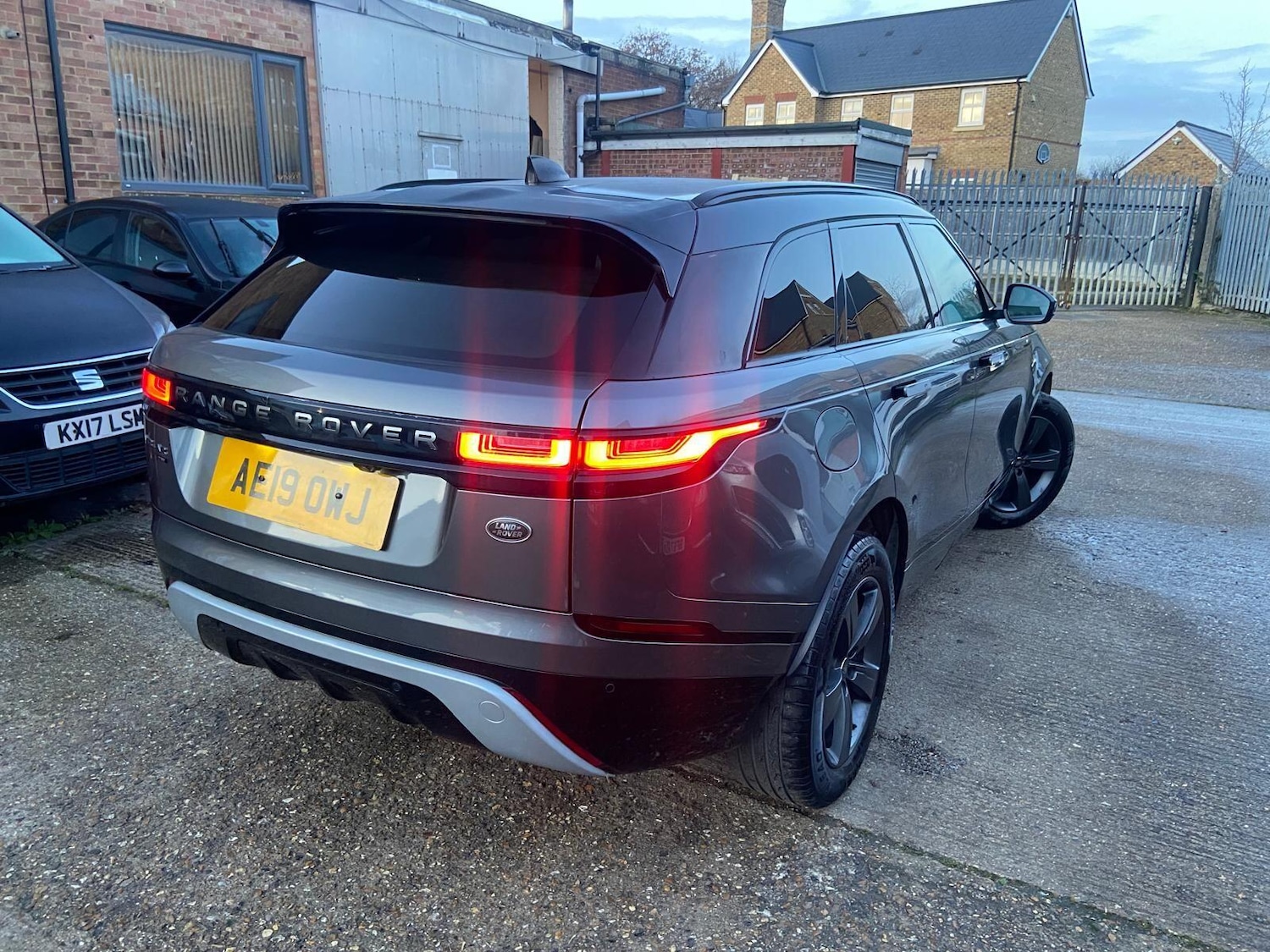 Used Land Rover Range Rover Velar 2019 for sale - 77016291: Photo 3