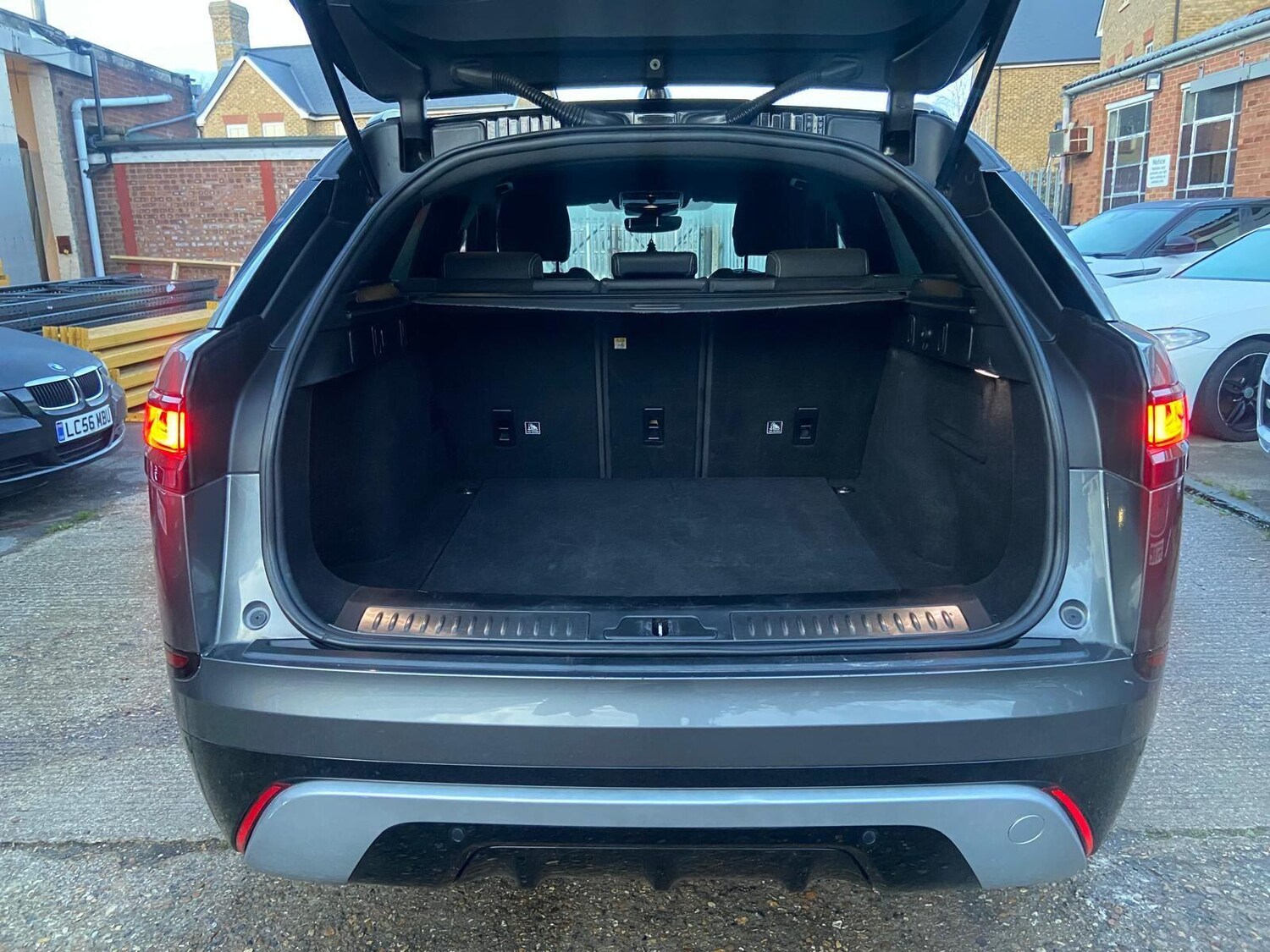 Used Land Rover Range Rover Velar 2019 for sale - 77016291: Photo 38