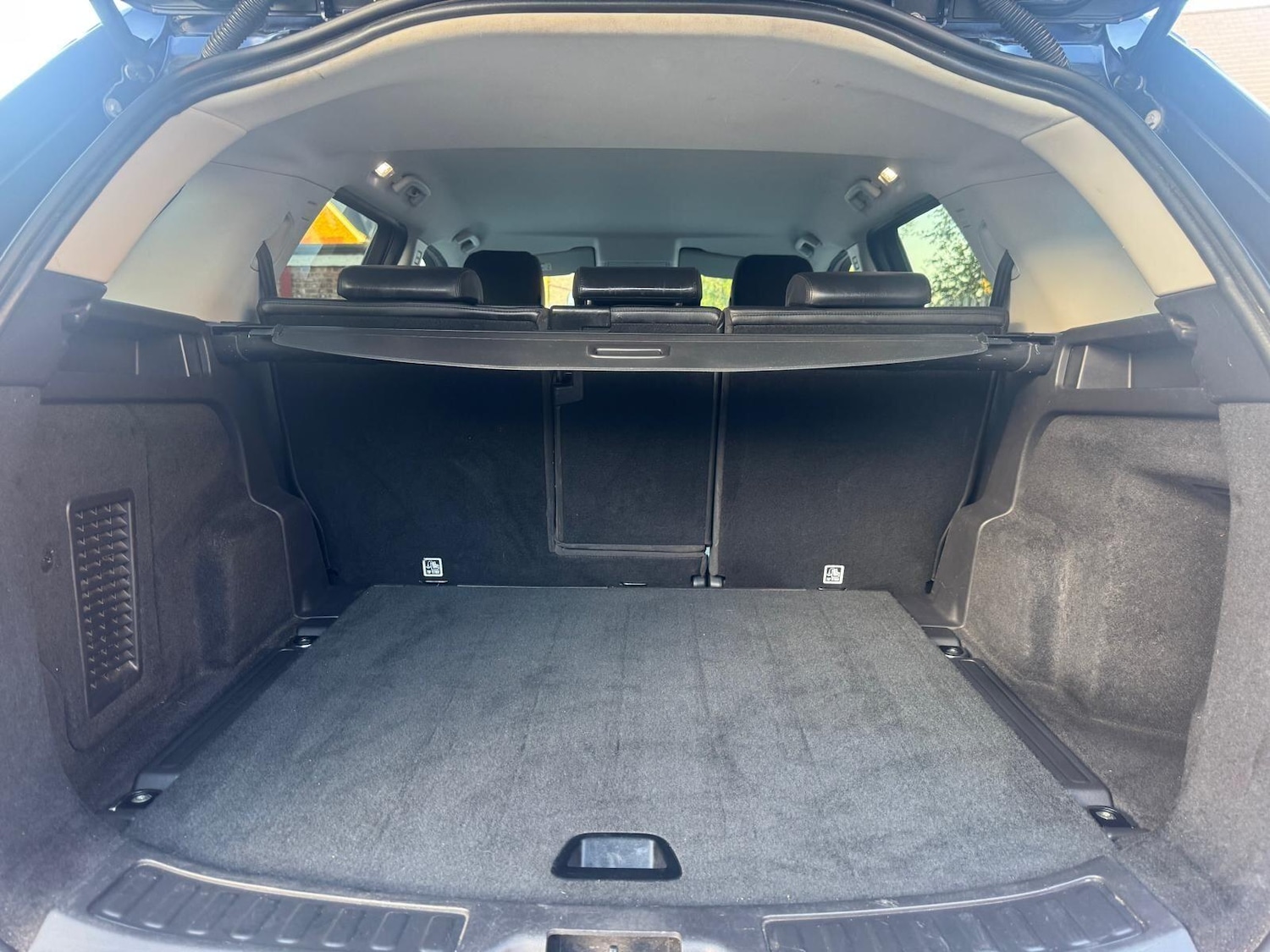 Used Land Rover Discovery Sport 2017 for sale - 76136242: Photo 13