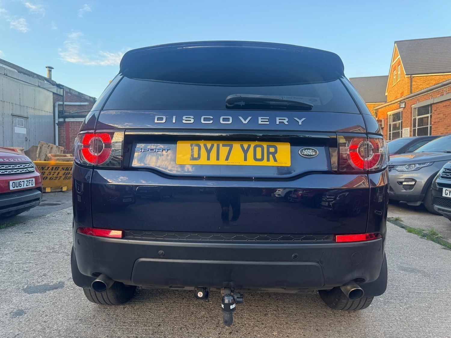 Used Land Rover Discovery Sport 2017 for sale - 76136242: Photo 6