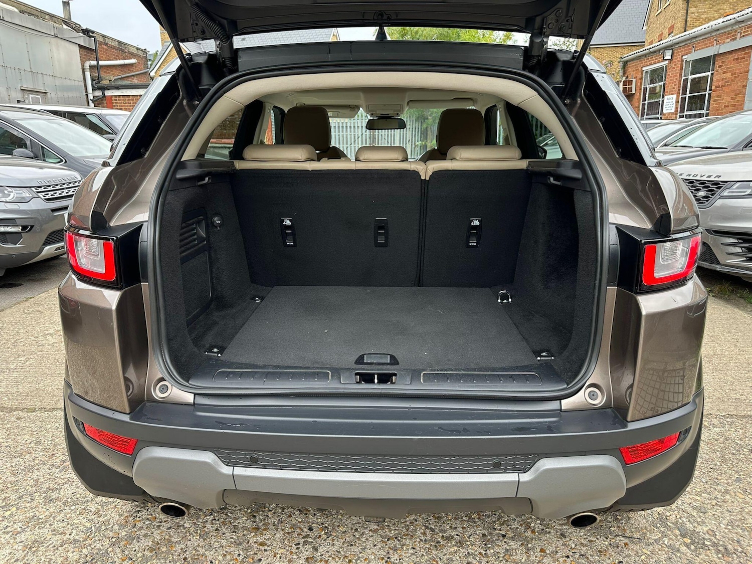 Used Land Rover Range Rover Evoque 2017 for sale - 76284310: Photo 13