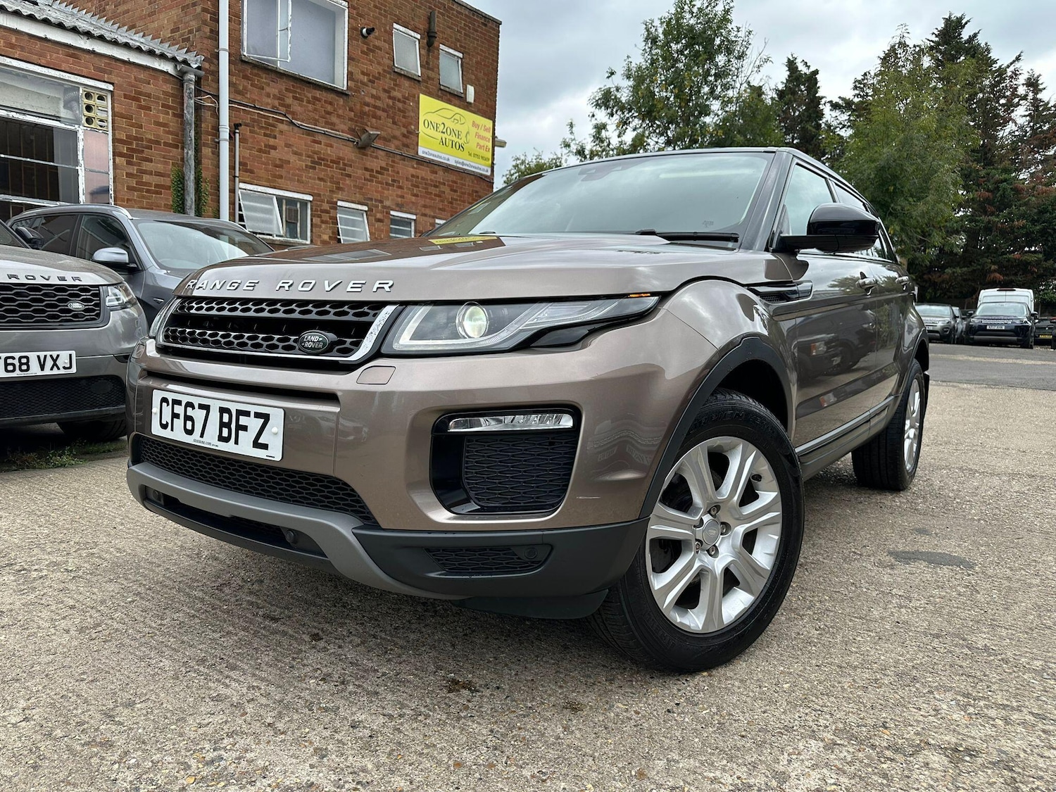 Used Land Rover Range Rover Evoque 2017 for sale - 76284310: Photo 2