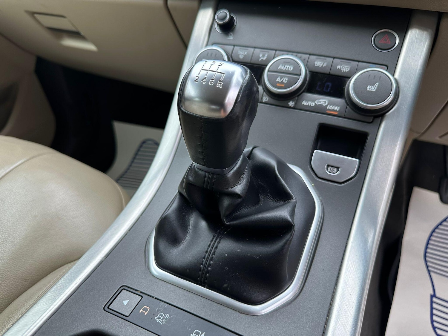 Used Land Rover Range Rover Evoque 2017 for sale - 76284310: Photo 45