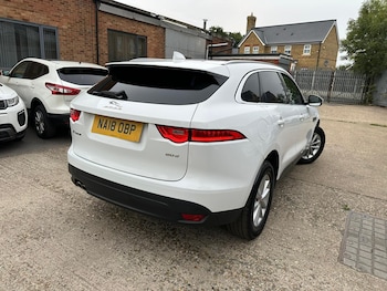 Used Jaguar F-Pace 2018 for sale - 75589027: Photo